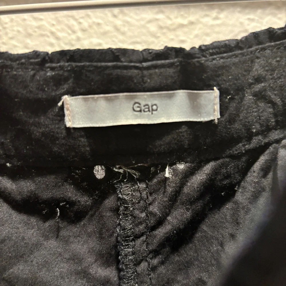 GAP Black Eyelet Cotton-Blend Shorts 16